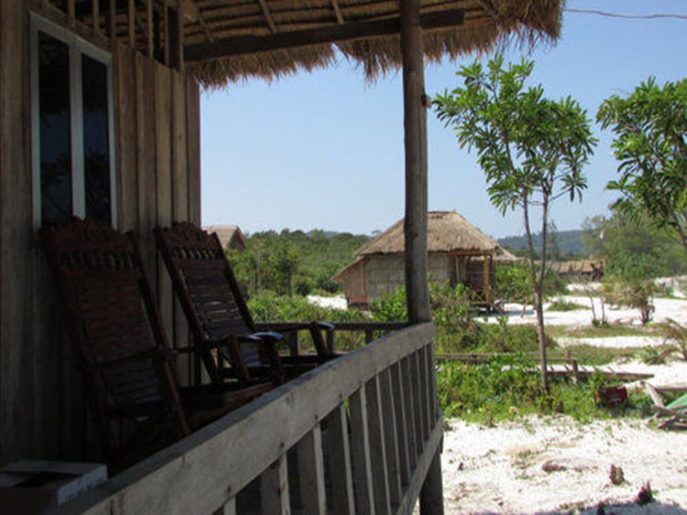 Home Stay Resort เกาะรงสำลน ภายนอก รูปภาพ
