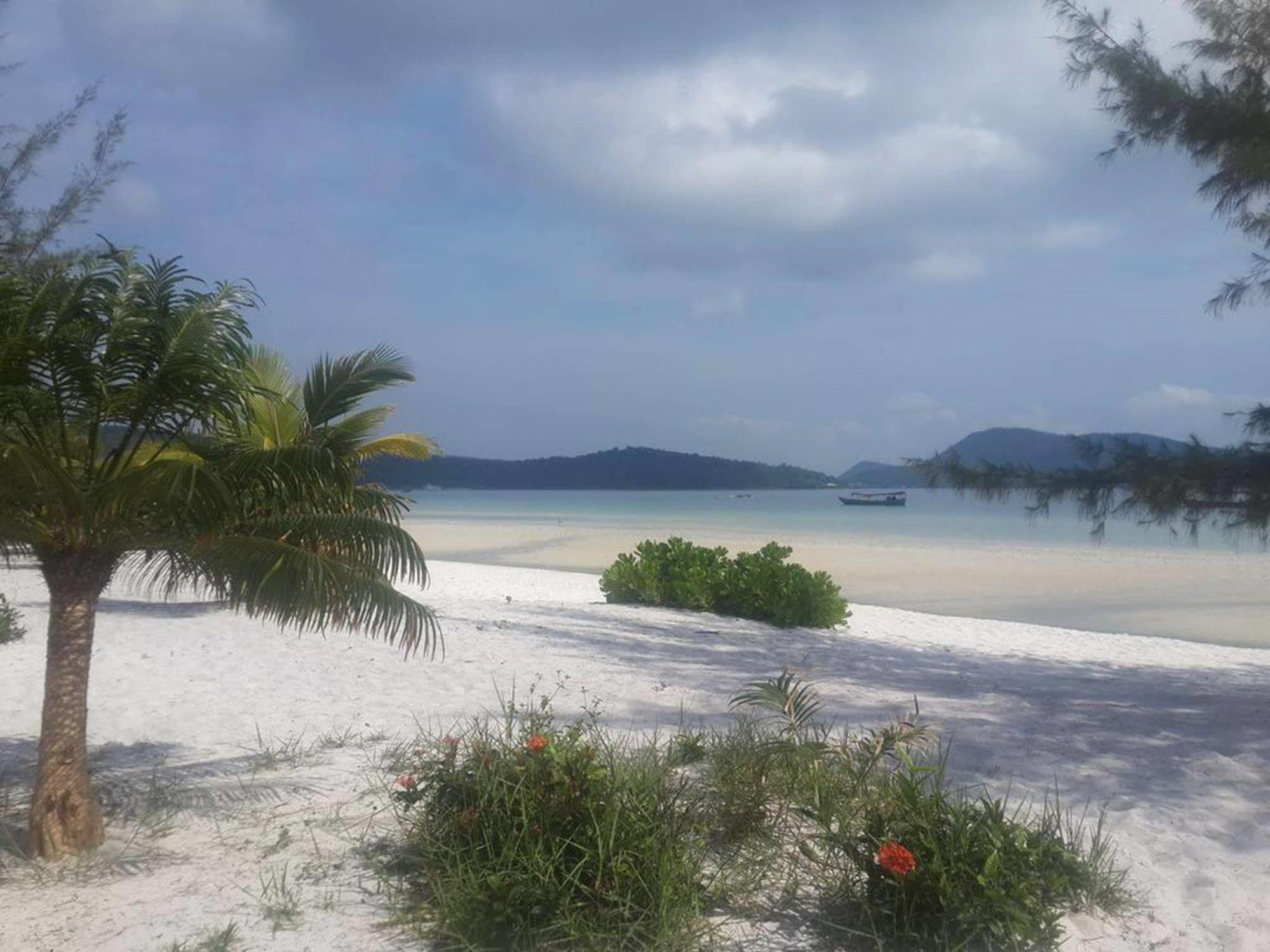 Home Stay Resort เกาะรงสำลน ภายนอก รูปภาพ